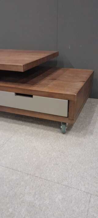 Box salontafel, walnoot